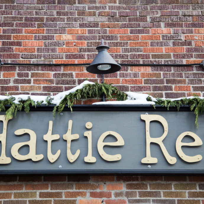 sign_hattie-rex
