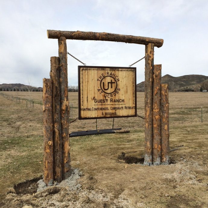 the-ranch-ucross_hanging