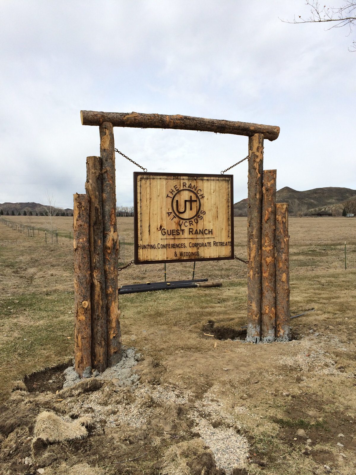 Guest Ranch Custom Hanging Sign