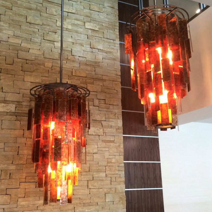 uw-legacy-chandelier2_4x4